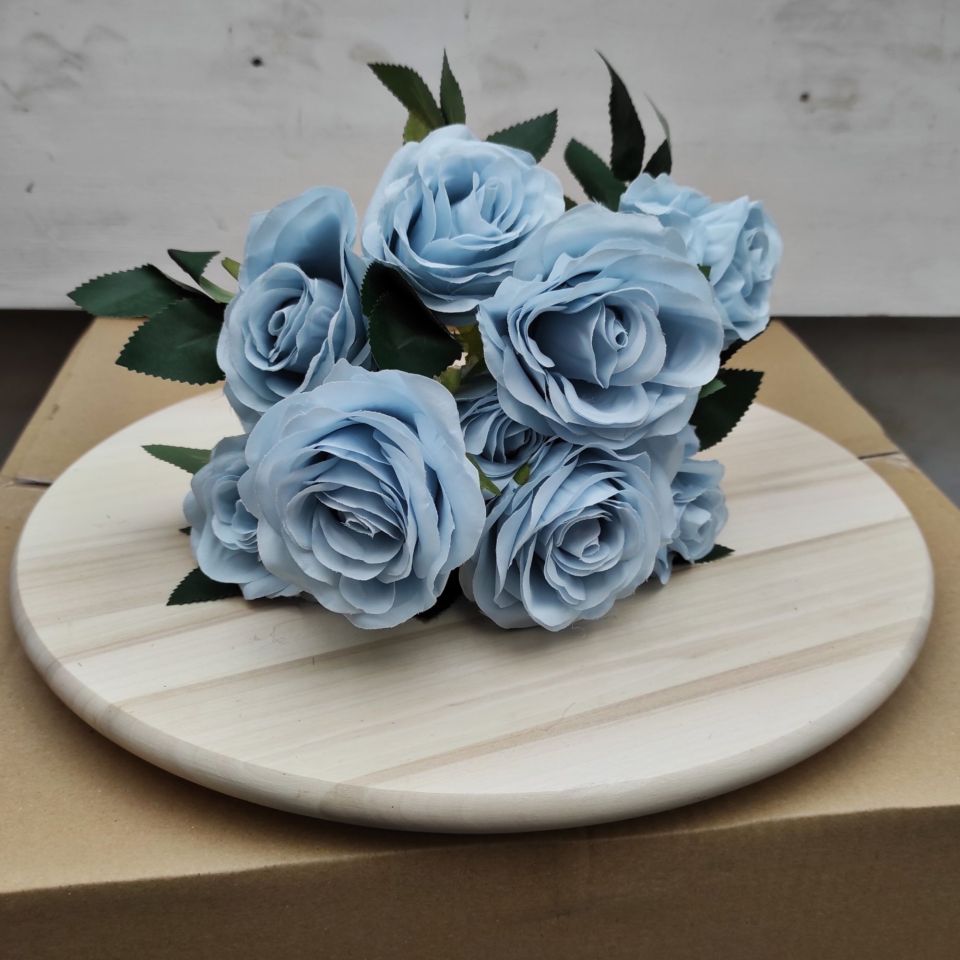 Umjetna Ruža 9 glava